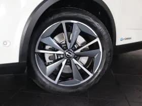 Nissan Qashqai thumbnail 16