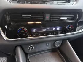 Nissan Qashqai thumbnail 17