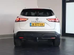 Nissan Qashqai thumbnail 14
