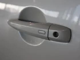 Nissan Qashqai thumbnail 16