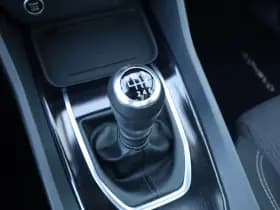 Nissan Qashqai thumbnail 9
