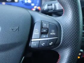 Ford Kuga thumbnail 32