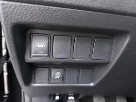 Nissan Qashqai thumbnail 23