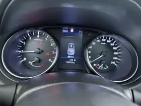 Nissan Qashqai thumbnail 10