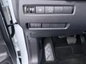 Nissan Qashqai thumbnail 22
