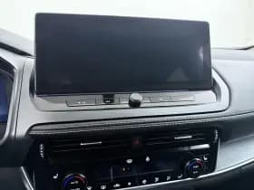 Nissan Qashqai thumbnail 11