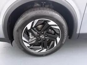 Nissan Qashqai thumbnail 16