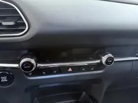 Mazda CX-30 thumbnail 17