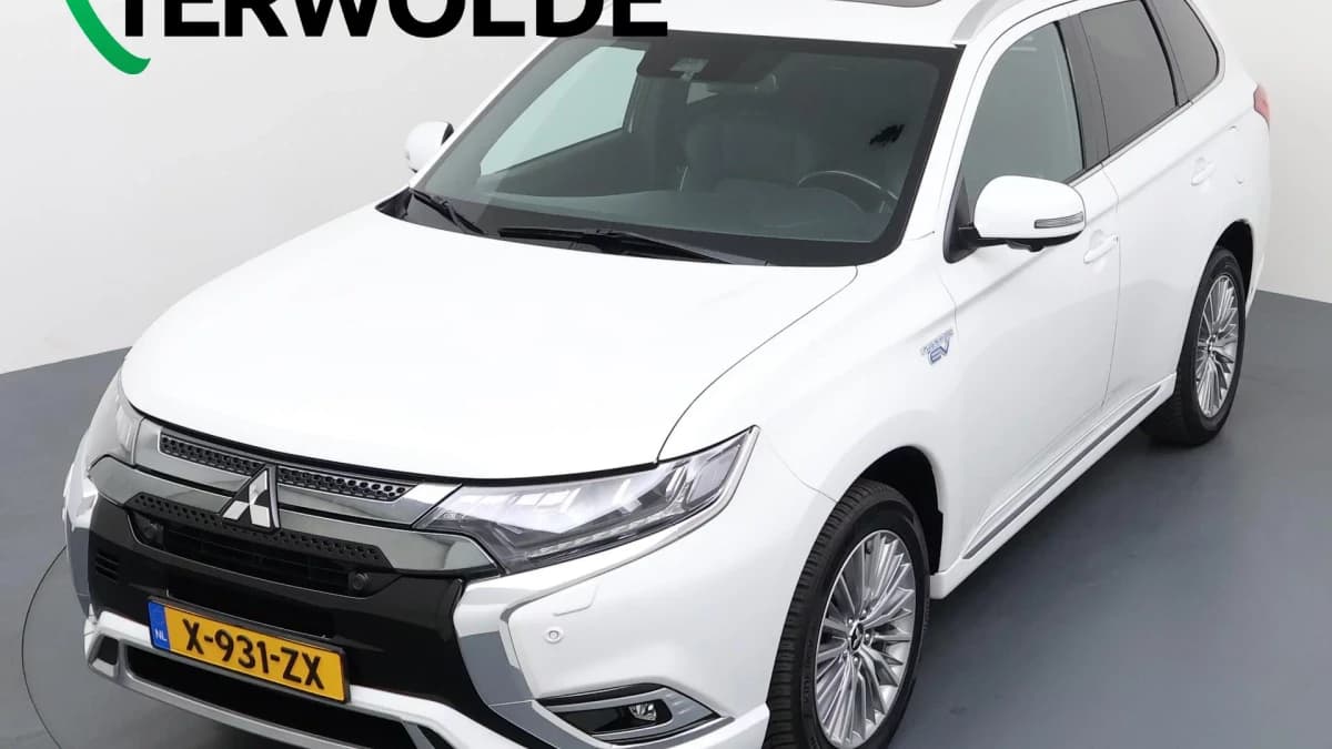 Mitsubishi Outlander — foto 1