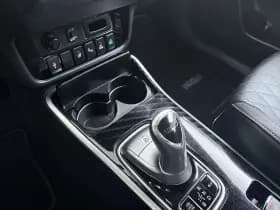 Mitsubishi Outlander thumbnail 12