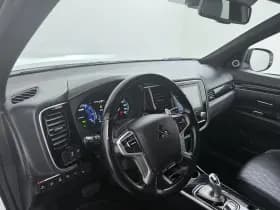 Mitsubishi Outlander thumbnail 23