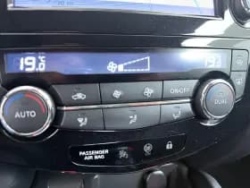 Nissan Qashqai thumbnail 15