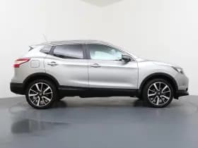 Nissan Qashqai thumbnail 6