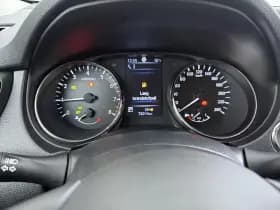 Nissan X-Trail thumbnail 10
