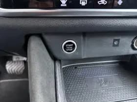 Nissan Qashqai thumbnail 17
