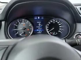 Nissan Qashqai thumbnail 10