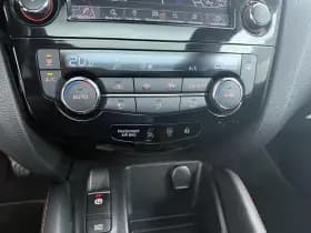 Nissan Qashqai thumbnail 15