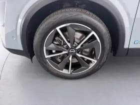 Nissan Qashqai thumbnail 16