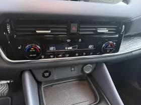 Nissan Qashqai thumbnail 17