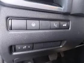 Nissan Qashqai thumbnail 23