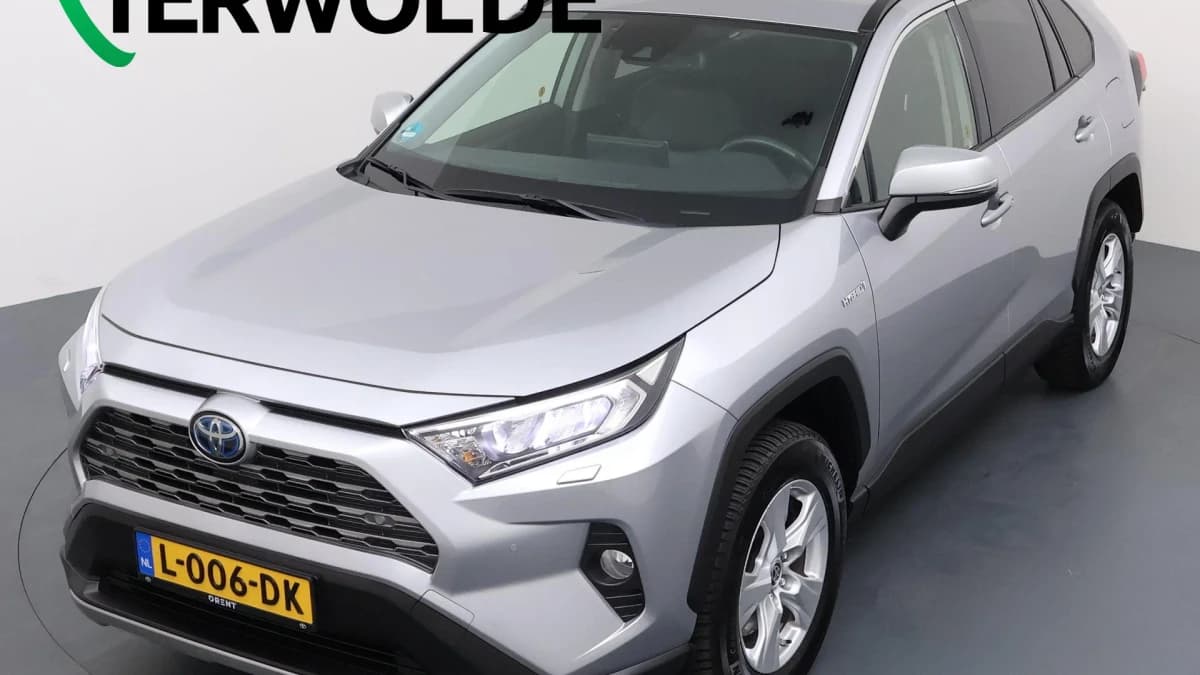 Toyota RAV4 — foto 1