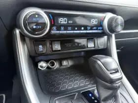 Toyota RAV4 thumbnail 15
