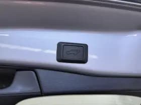 Toyota RAV4 thumbnail 27