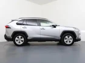 Toyota RAV4 thumbnail 6