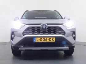 Toyota RAV4 thumbnail 8