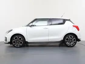 Suzuki Swift thumbnail 2