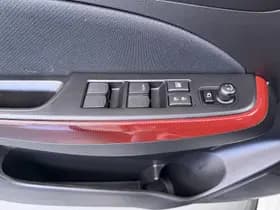 Suzuki Swift thumbnail 27