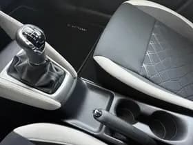Nissan Micra thumbnail 12