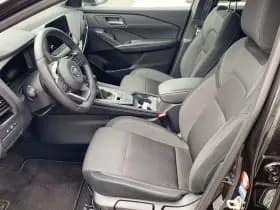 Nissan Qashqai thumbnail 8