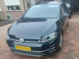 Volkswagen Golf thumbnail 2