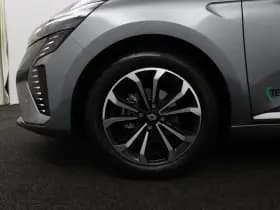 Renault Clio thumbnail 36