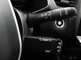 Renault Captur thumbnail 26