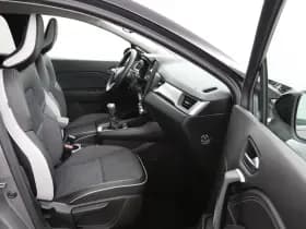 Renault Captur thumbnail 11