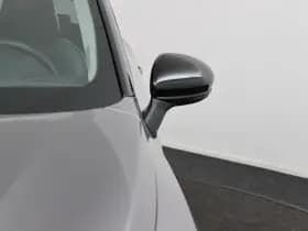 Renault Captur thumbnail 32