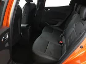 Renault Clio thumbnail 14
