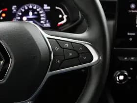 Renault Clio thumbnail 26