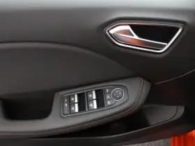 Renault Clio thumbnail 31