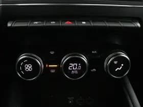 Renault Captur thumbnail 22