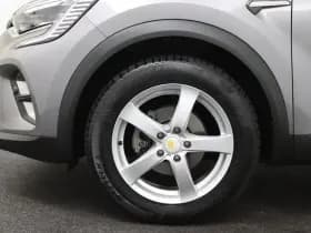 Renault Captur thumbnail 36