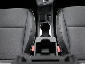 Renault Captur thumbnail 16