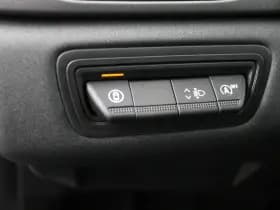 Renault Captur thumbnail 32