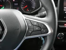 Renault Clio thumbnail 25