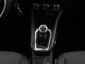 Renault Clio thumbnail 28
