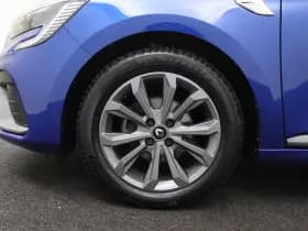 Renault Clio thumbnail 35