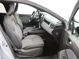 Renault Clio thumbnail 12
