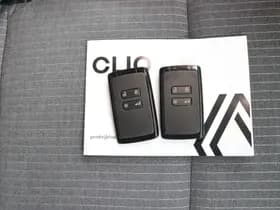 Renault Clio thumbnail 24